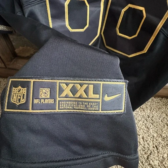 Dallas Cowboys limited edition CeeDee Lamb #88 - Picture 4 of 6